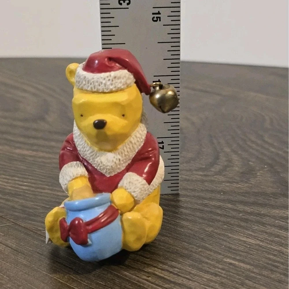 Disney Classic Winnie the Pooh Bear Santa Hat Christmas Ornament Cannon‎ Falls